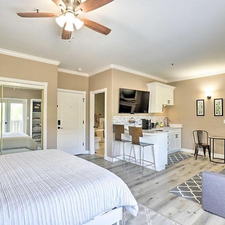 Peaceful Midway Studio With Mountain And Golf Views! Exterior photo